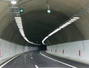 Осветлението в тунел "Траянови врата" не работи в двете посоки